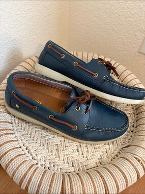 Sperry inspired Navy Leather Boat Shoes with Brown Laces Bosi European brand